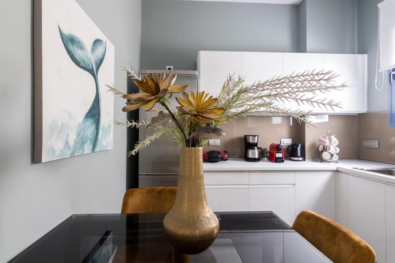 Hippy Designed 3Bedroom Apartment In Heraklion Bagian luar foto