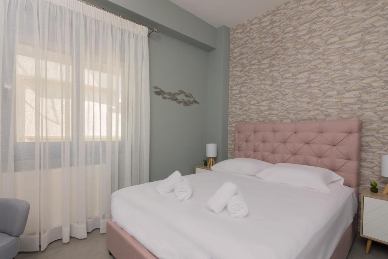Hippy Designed 3Bedroom Apartment In Heraklion Bagian luar foto