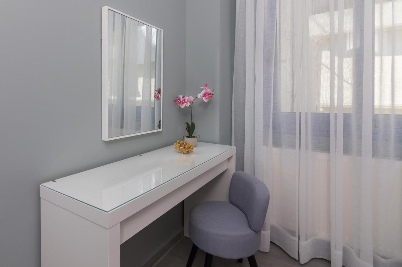 Hippy Designed 3Bedroom Apartment In Heraklion Bagian luar foto